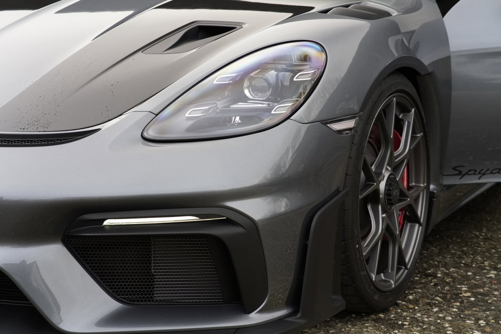 Porsche 718 Spyder RS