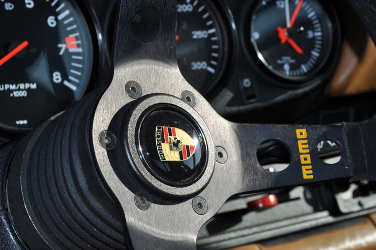 Porsche 911 Carrera 3.0