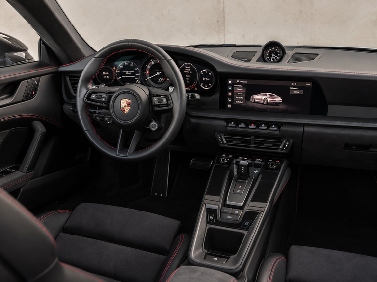 Porsche 992 Carrera GTS
