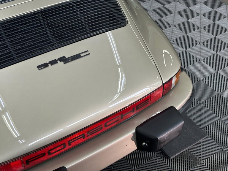 Porsche 911 SC