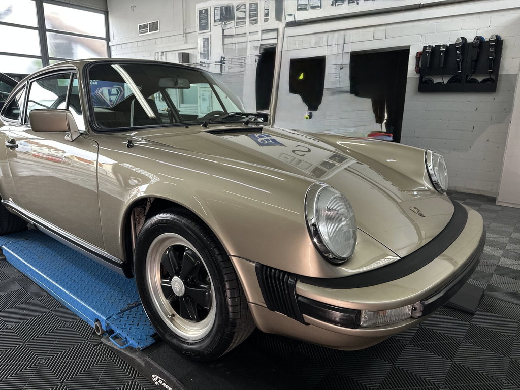 Porsche 911 SC