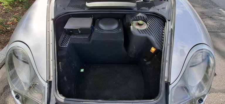 Porsche 996 Carrera 4