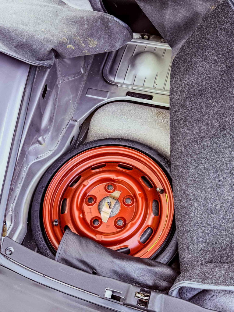Porsche 911 Carrera 3.2 (US)