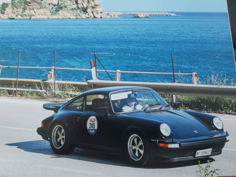 Porsche 911 Carrera 3.0
