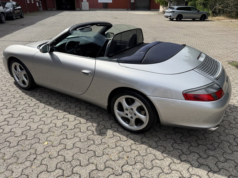 Porsche 996.2 Carrera
