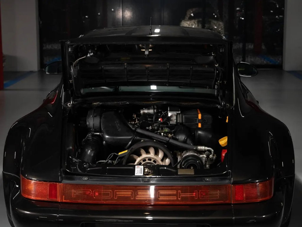 Porsche 964 Carrera 4 WTL