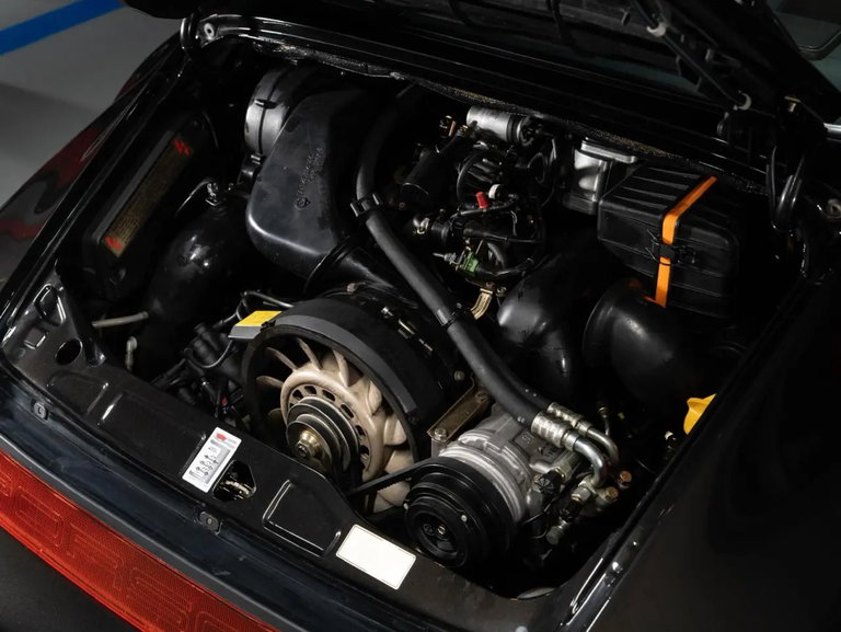 Porsche 964 Carrera 4 WTL
