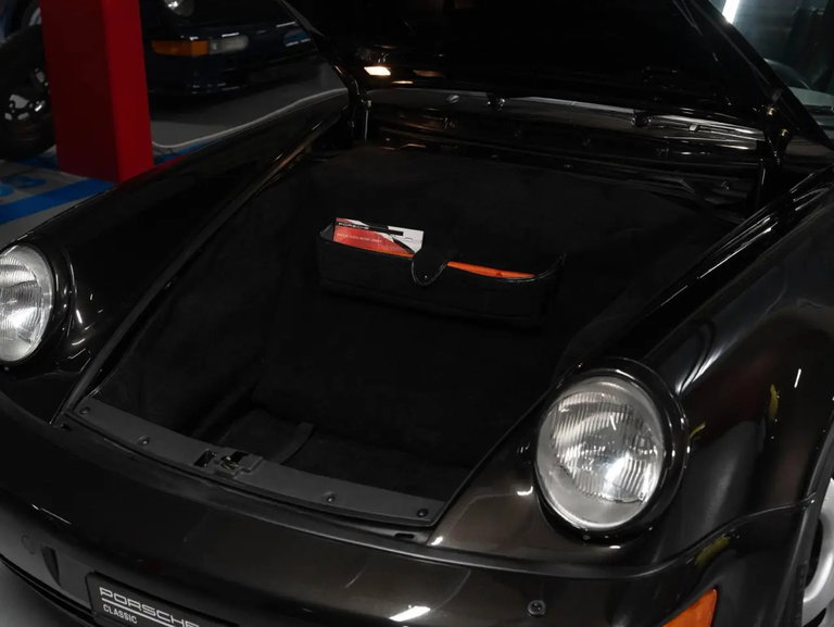 Porsche 964 Carrera 4 WTL