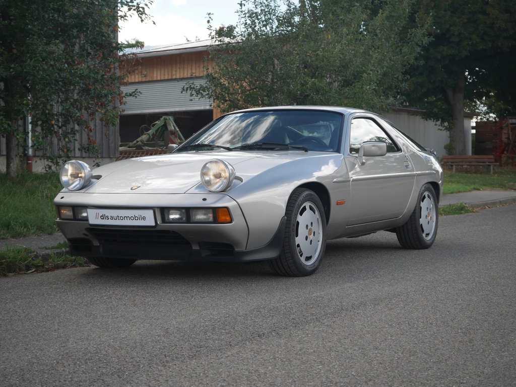 Porsche 928 S