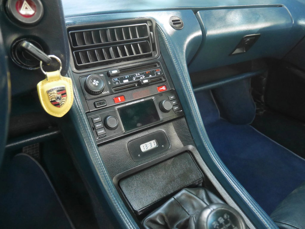 Porsche 928 S