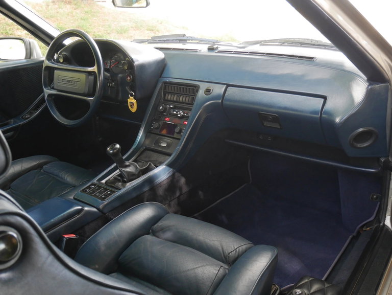 Porsche 928 S