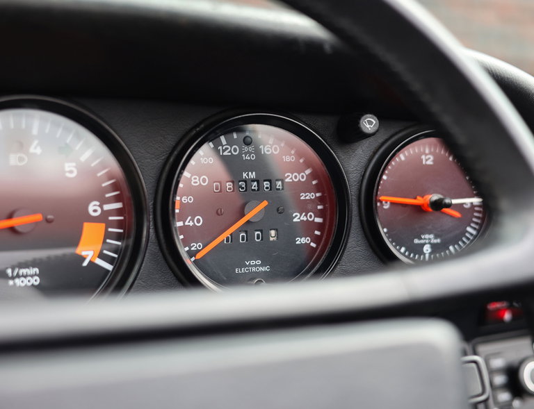 Porsche 911 Carrera 3.2 Speedster