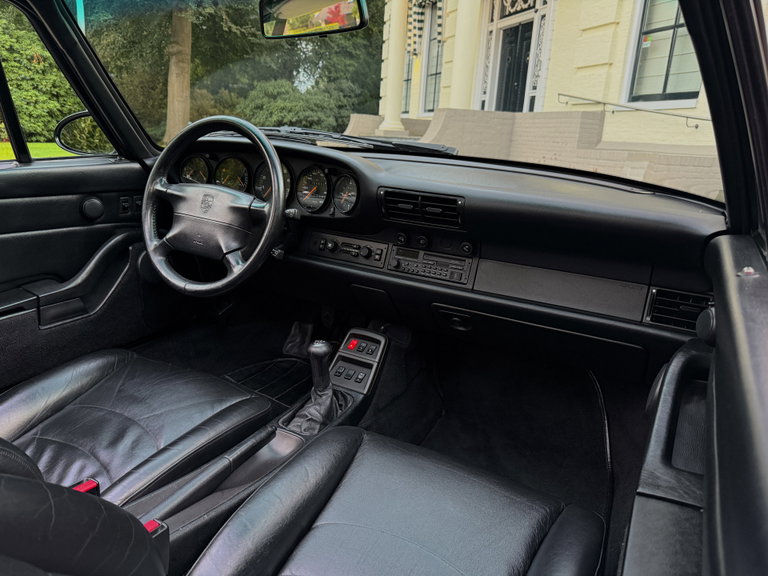 Porsche 993 Carrera 4