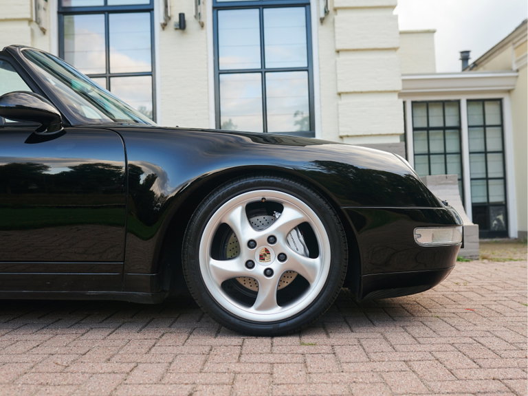 Porsche 993 Carrera 4