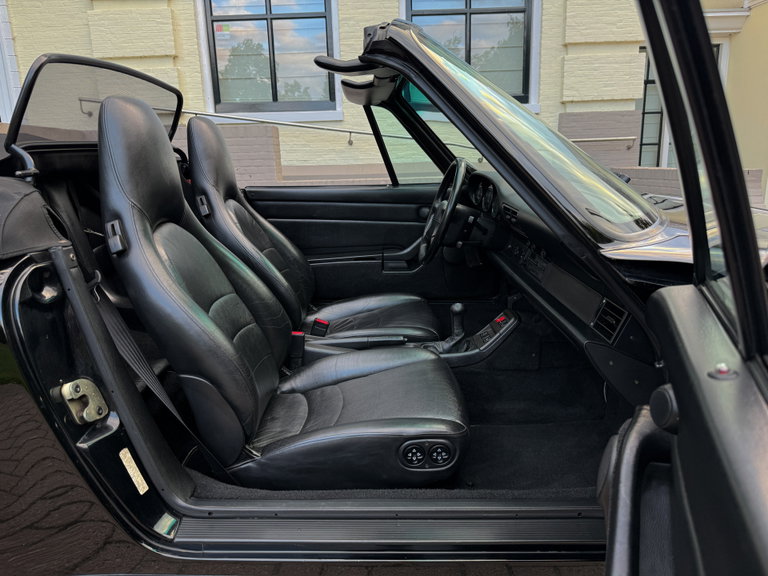 Porsche 993 Carrera 4