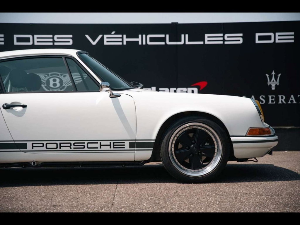 Porsche 911 Backdate