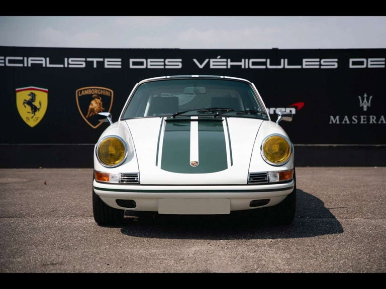 Porsche 911 Backdate