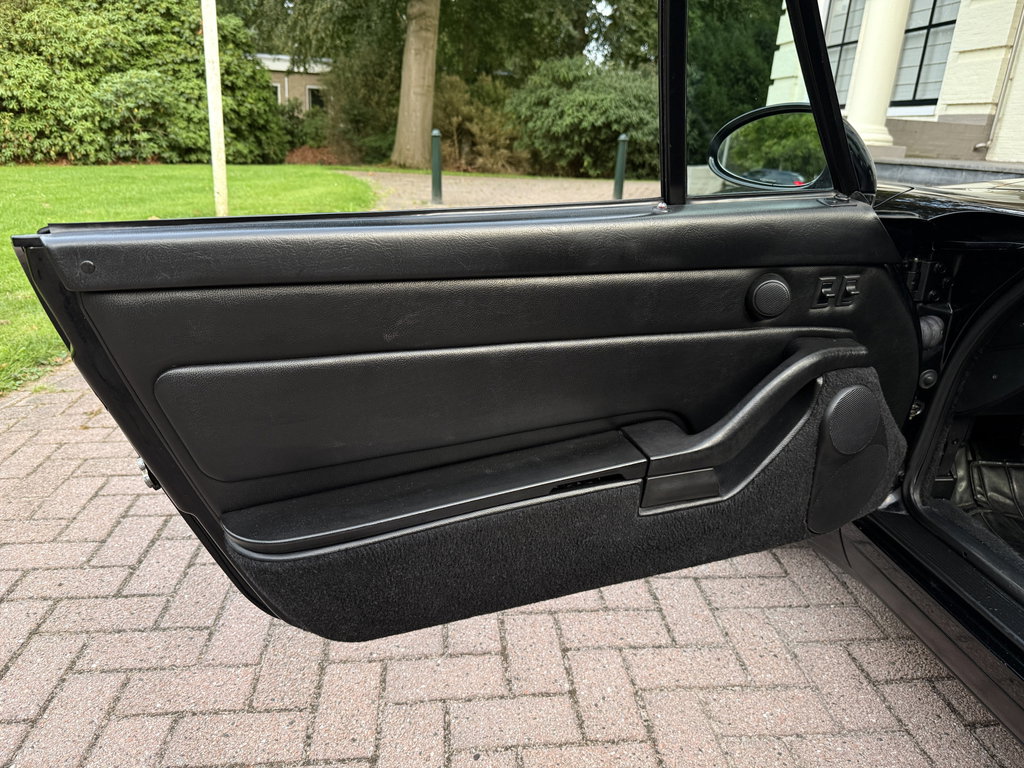 Porsche 993 Carrera 4