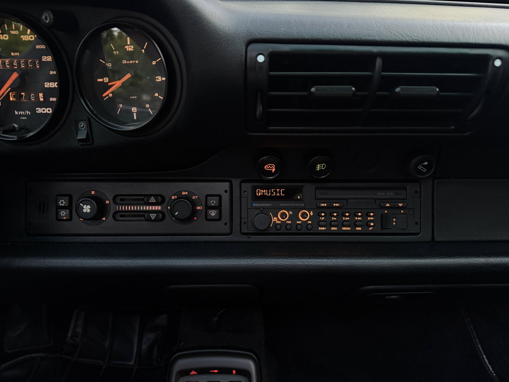 Porsche 993 Carrera 4