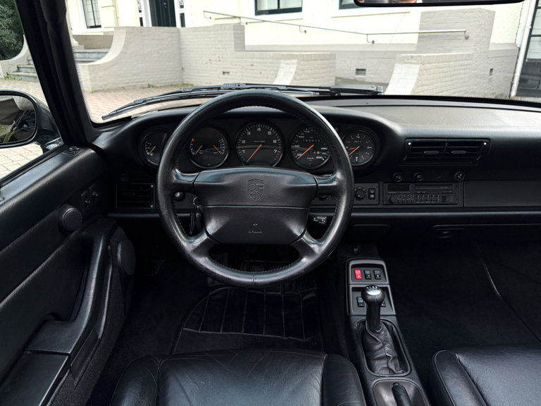 Porsche 993 Carrera 4