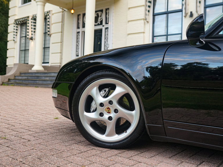 Porsche 993 Carrera 4