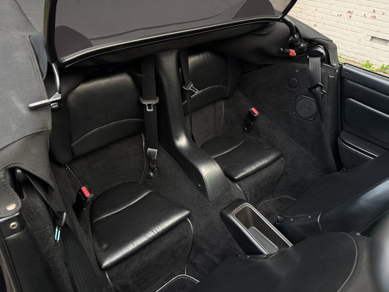 Porsche 993 Carrera 4