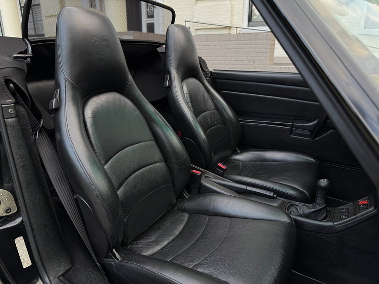 Porsche 993 Carrera 4