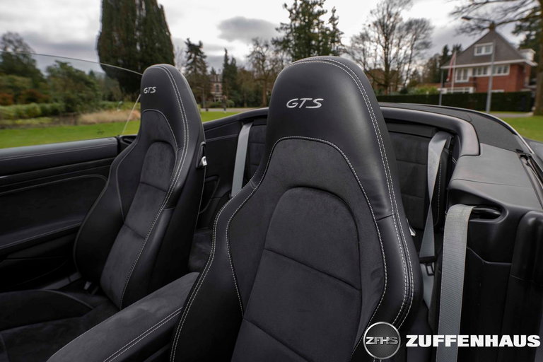 Porsche 991.2 Carrera 4 GTS