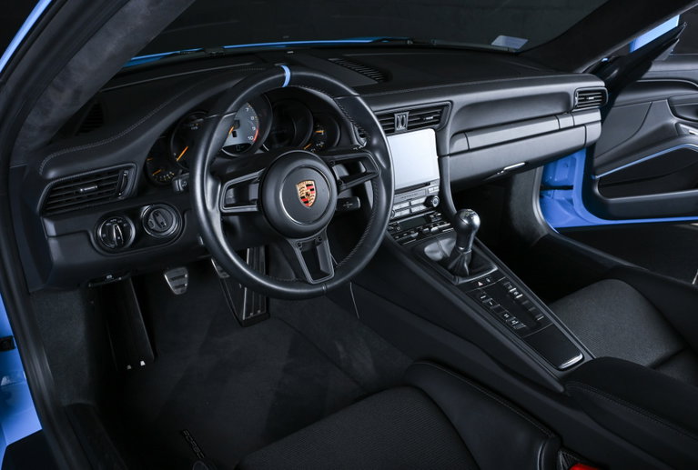 Porsche 991.2 GT3 Touring
