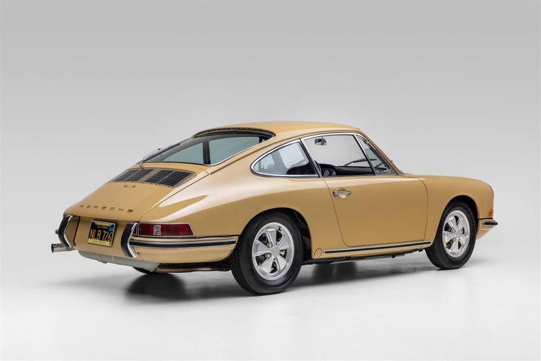 Porsche 911 S (F-Modell)