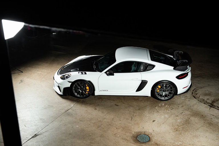 Porsche 718 Cayman GT4 RS