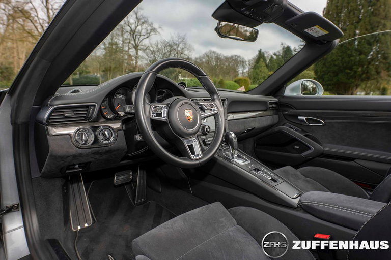 Porsche 991.2 Carrera 4 GTS