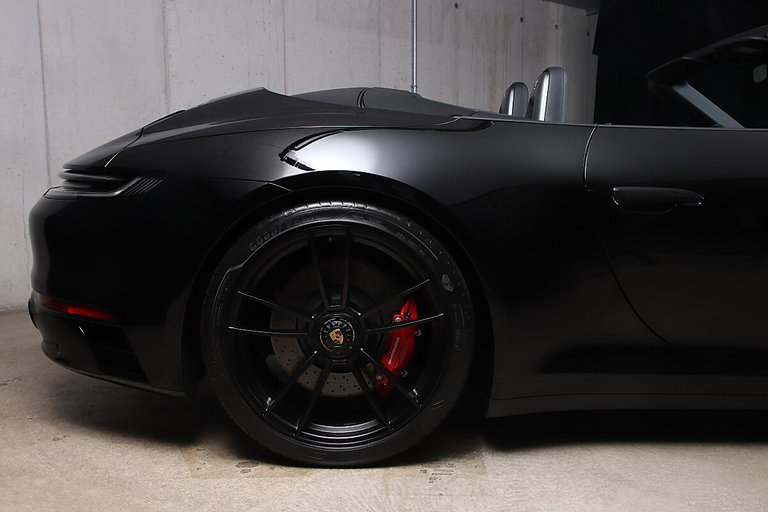 Porsche 992 Carrera GTS