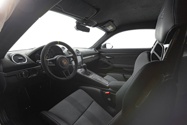 Porsche 718 Cayman GT4 RS