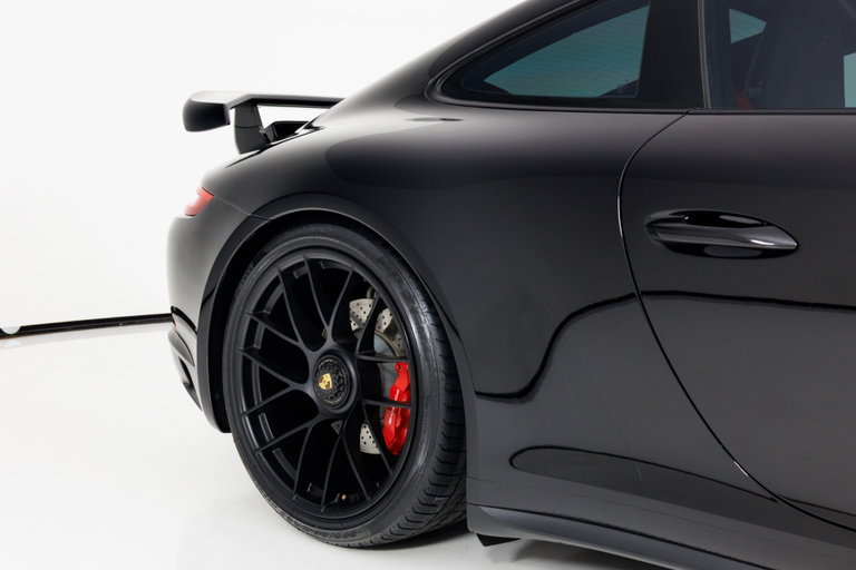 Porsche 991.2 Carrera GTS