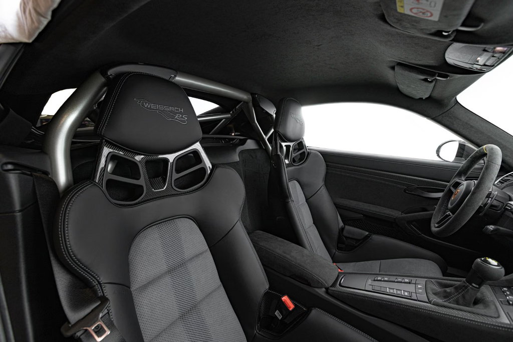 Porsche 718 Cayman GT4 RS