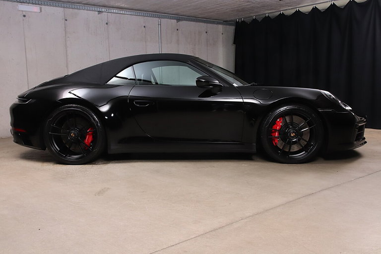 Porsche 992 Carrera GTS