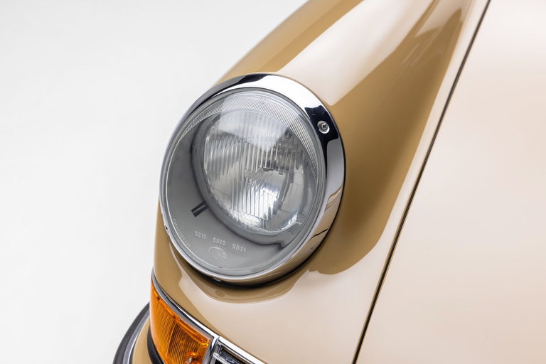 Porsche 911 S (F-Modell)