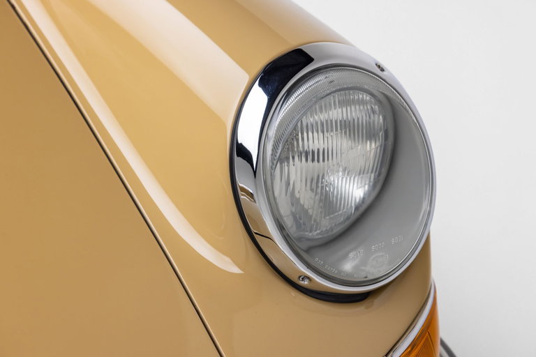 Porsche 911 S (F-Modell)