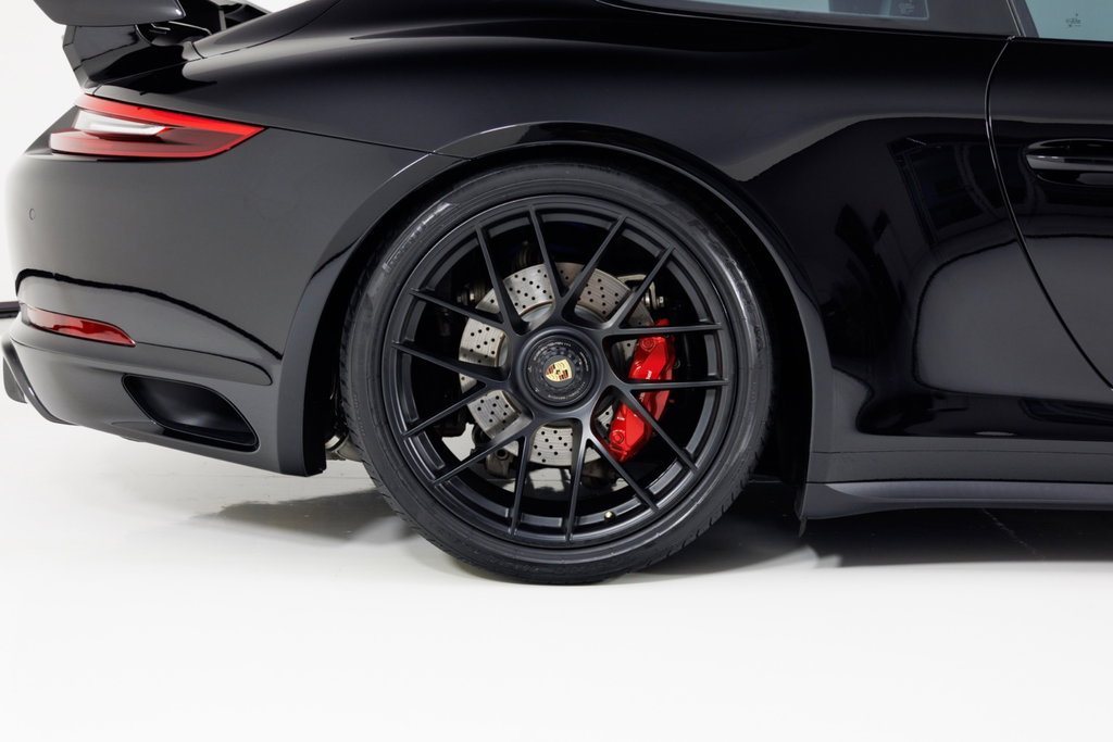 Porsche 991.2 Carrera GTS