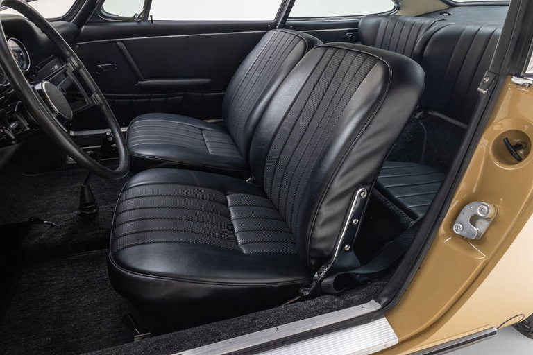 Porsche 911 S (F-Modell)