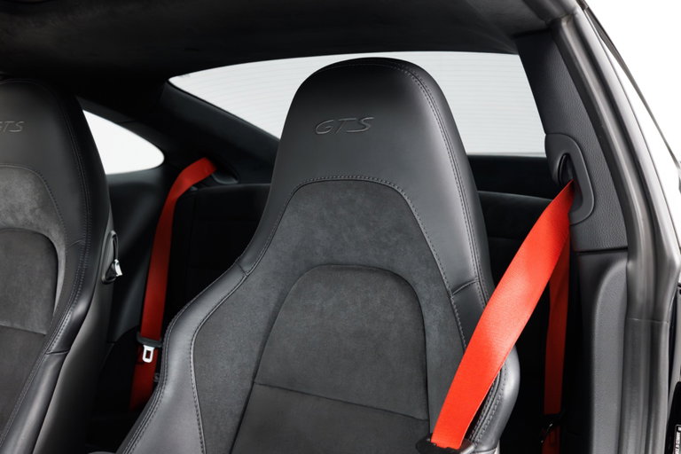 Porsche 991.2 Carrera GTS