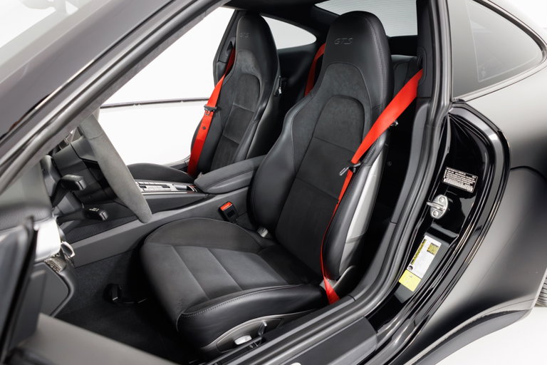 Porsche 991.2 Carrera GTS