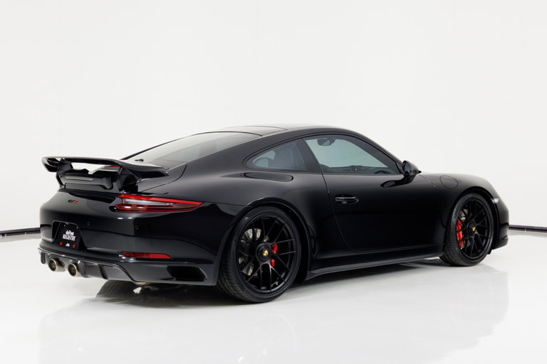 Porsche 991.2 Carrera GTS