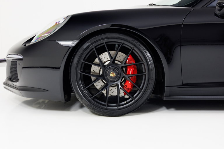 Porsche 991.2 Carrera GTS