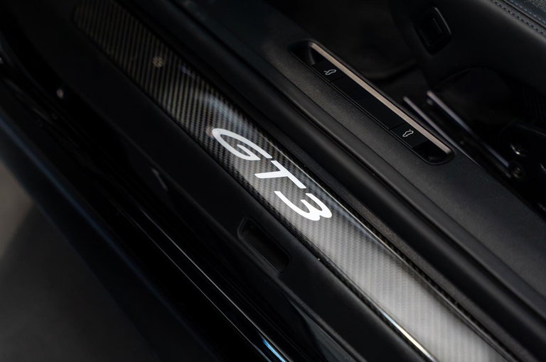 Porsche 992 GT3 Touring