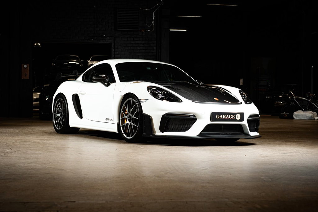 Porsche 718 Cayman GT4 RS