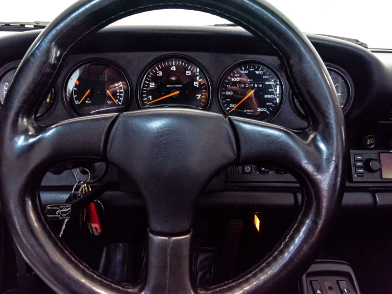Porsche 964 Carrera 2 Speedster