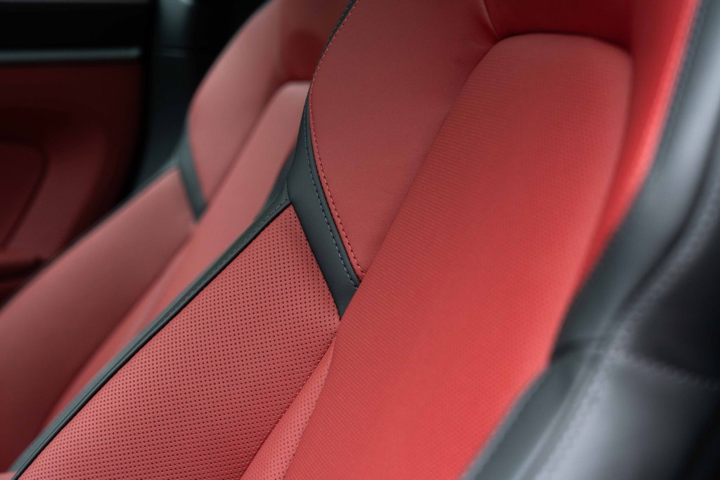 Porsche 992.2 Carrera