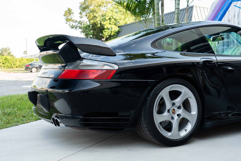 Porsche 996 GT2